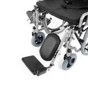 Scaun rulant Classic-TIM din oțel, pliabil, 135 kg, roți pneumatice si suport picioare rabatabil
