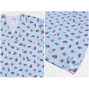 Bluză medicală unisex din bumbac 100%, guler în V, albastru deschis cu model, mărimea M (1 buc)
