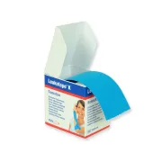Bandă adezivă elastică pentru taping neuromuscular Leukotape K 5 m × 5 cm, albastru deschis
