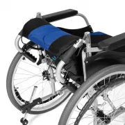 Scaun rulant manual din aluminiu Premium-TIM – albastru