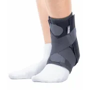 Orteză de gleznă mobilă cu suport elastic, Malleofix Plus Junior – Triamed