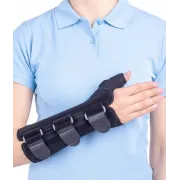 Orteză fixă pentru încheietura mâinii, mână și deget, Carpofix M Finger – Triamed