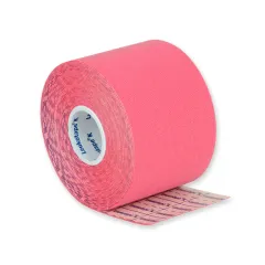 Bandă adezivă elastică pentru taping neuromuscular Leukotape K 5 m × 5 cm, roz
