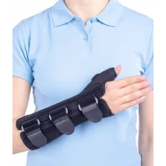 Orteză fixă pentru încheietura mâinii, mână și deget, Carpofix M Finger – Triamed