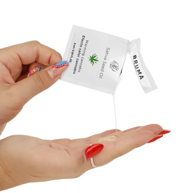 Lubrifiant monodoza 6 ml cu efect de încălzire si aroma de cannabis