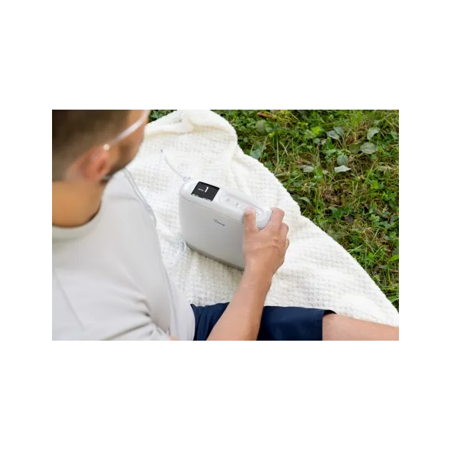 Concentrator portabil de oxigen SPIRIT-3 – flexibilitate și performanță în oxigenoterapie