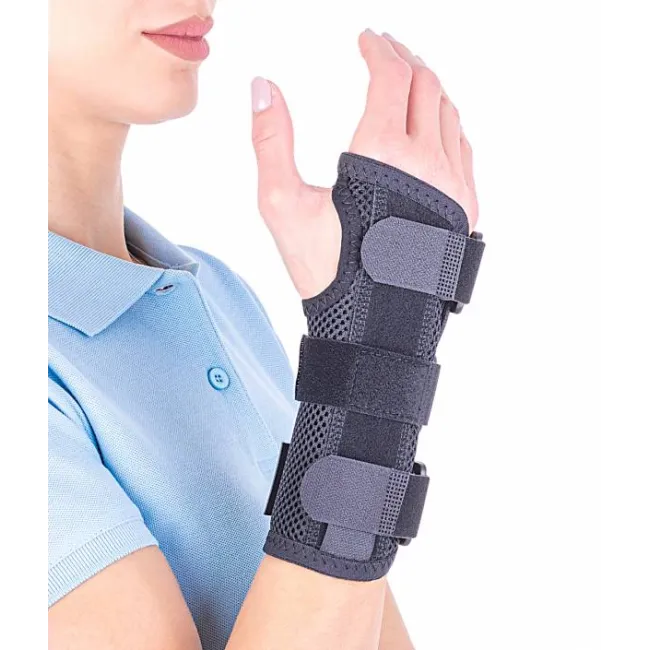 Orteză de încheietura mâinii – mână fixă (entorse, luxaţii, artroze, sindrom de tunel carpian)