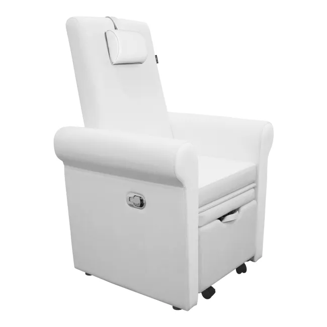 Scaun de pedichiură Infinity Foot Spa cu spătar reglabil manual, conceput special pentru saloanele profesionale de înfrumusețare.