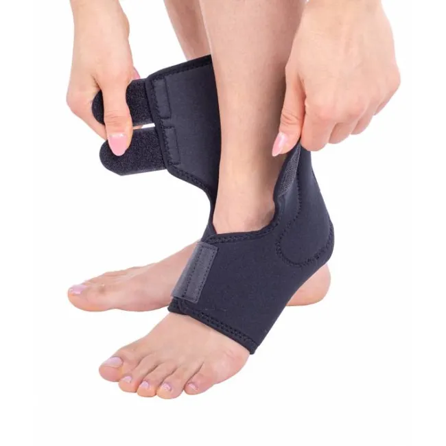 Orteză de gleznă mobilă Golden Protect, cu pernițe laterale și închidere anterioară, 21 cm