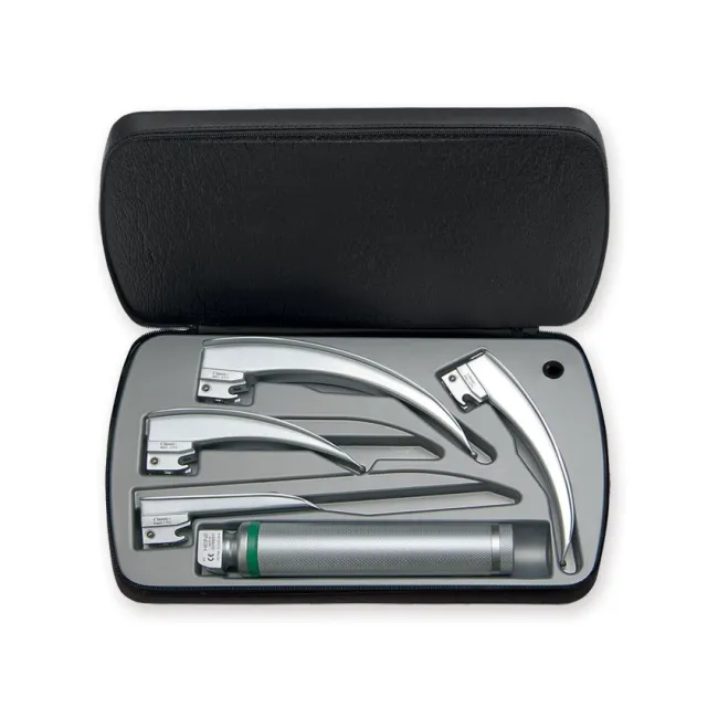 Set laringoscop cu fibre optice HEINE CLASSIC+ LED – 4 lame (Paed 1, Mac 2, Mac 3, Mac 4) cu mâner LED HQ (1 buc)