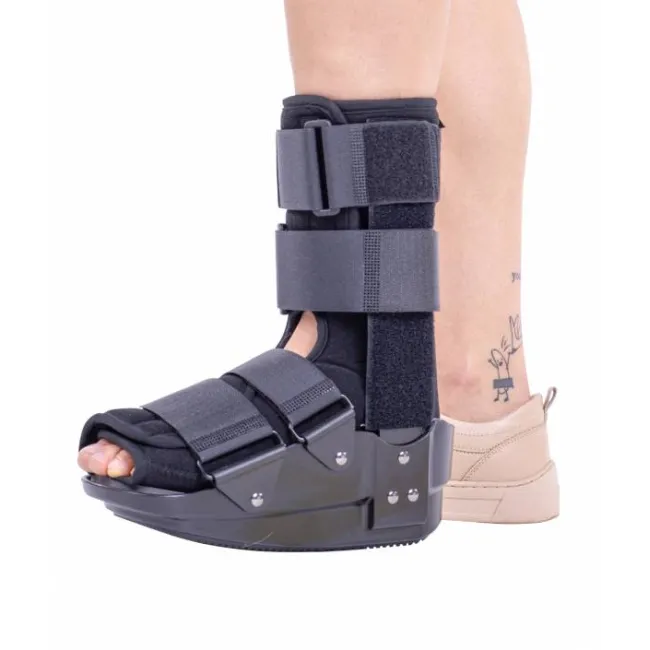 Orteză de gleznă fixă, Walkerfix Short Regular – Triamed